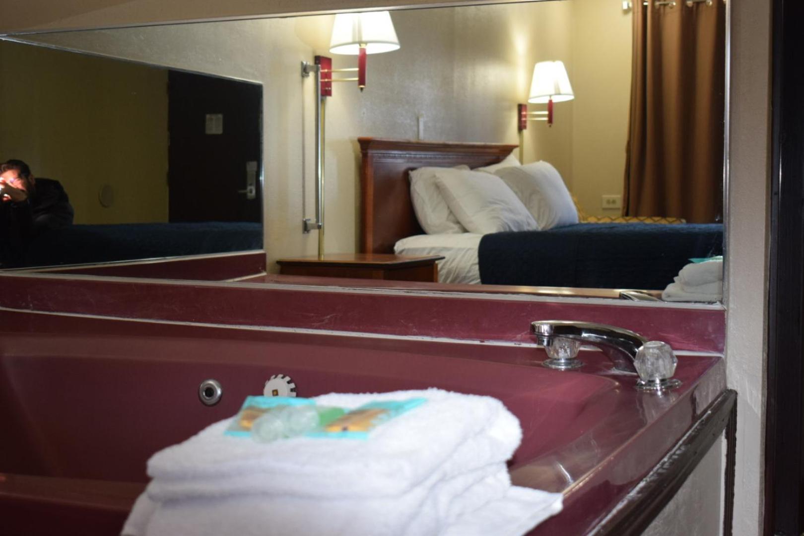 Knights Inn Farmington Hills Extérieur photo