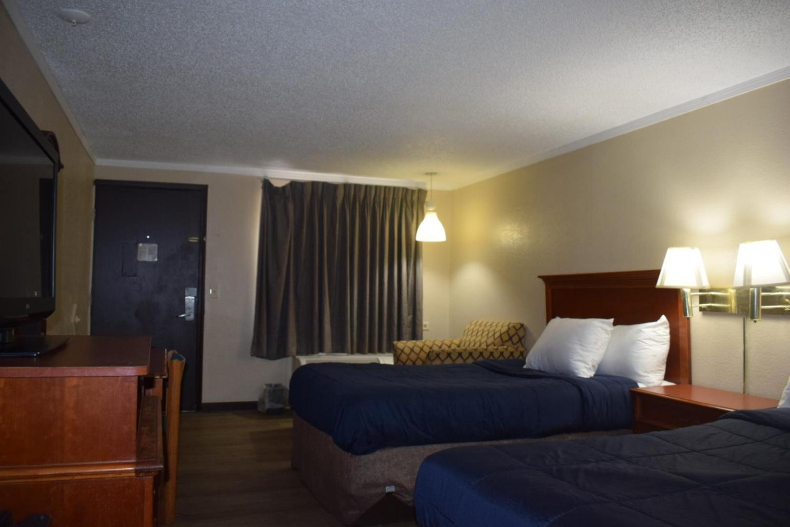 Knights Inn Farmington Hills Extérieur photo