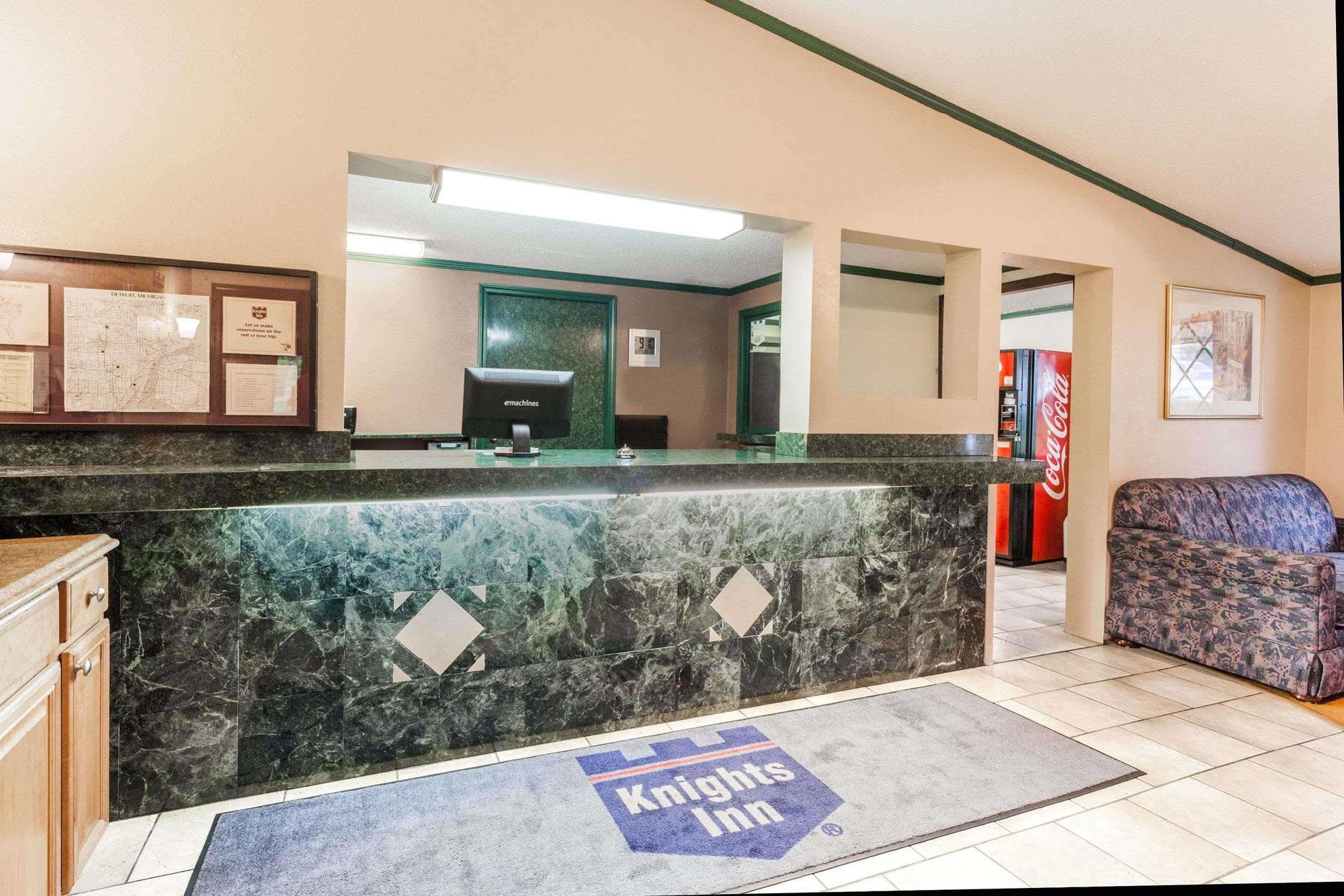Knights Inn Farmington Hills Extérieur photo